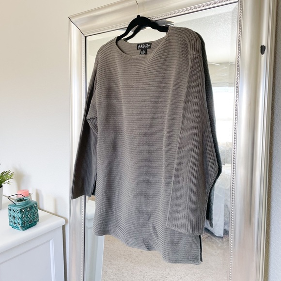 Knitted Sweater - Picture 1 of 4